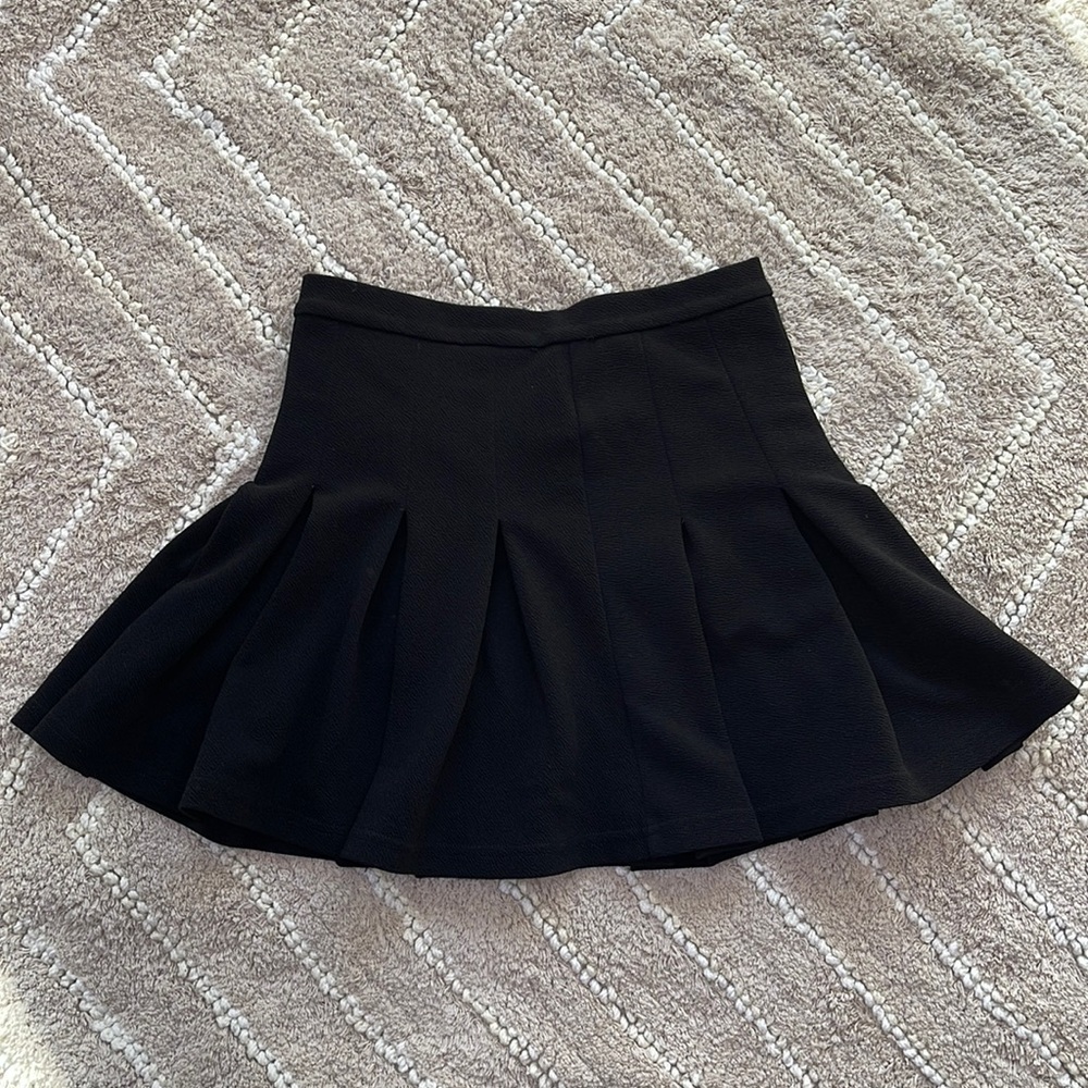 Shein EZ wear Zipper Solid Pleated Skirt size Small - Picture 4 of 5